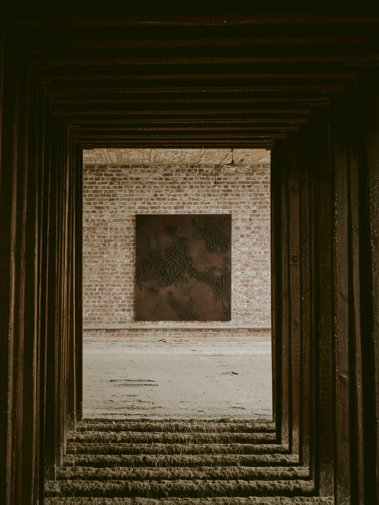 Limestone in Crimson 200 x 180