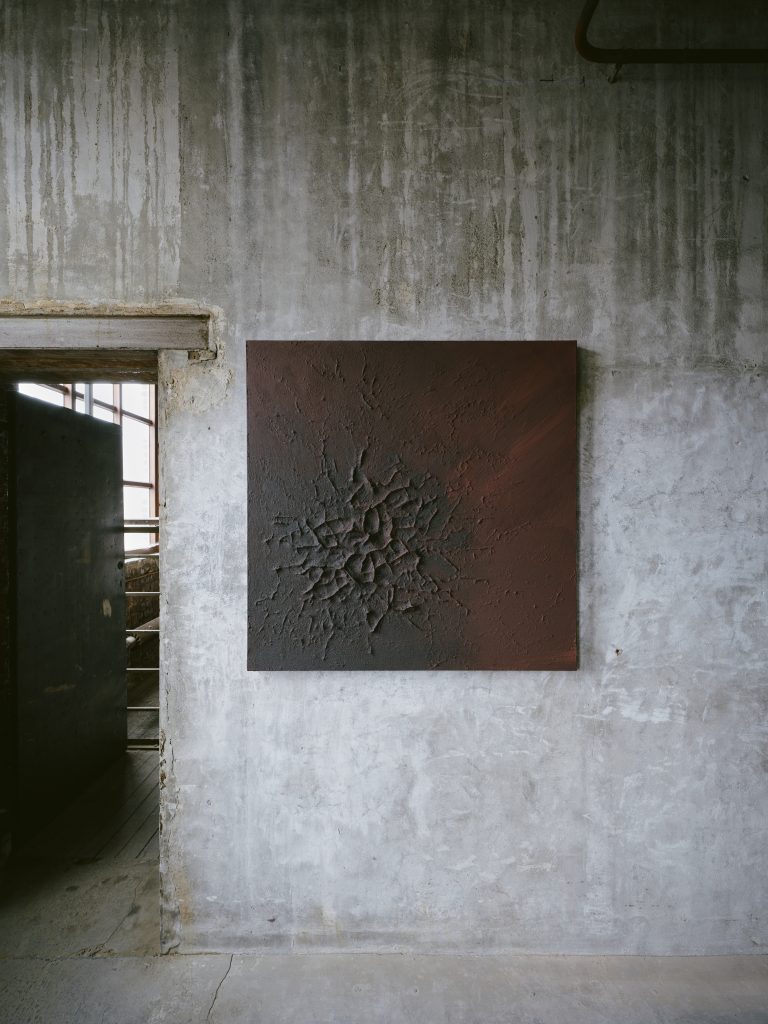 Limestone in Crimson 110 x 110